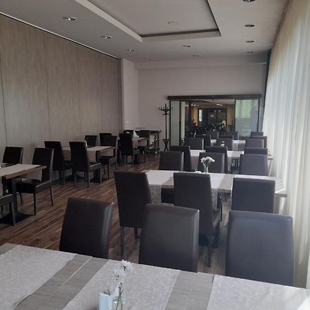 Hotel Termal Vyhne Buitenkant foto