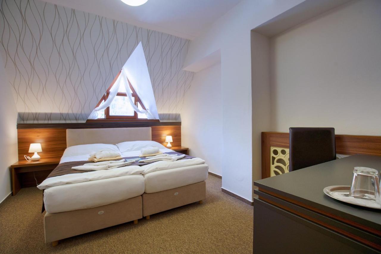 Hotel Termal Vyhne Buitenkant foto