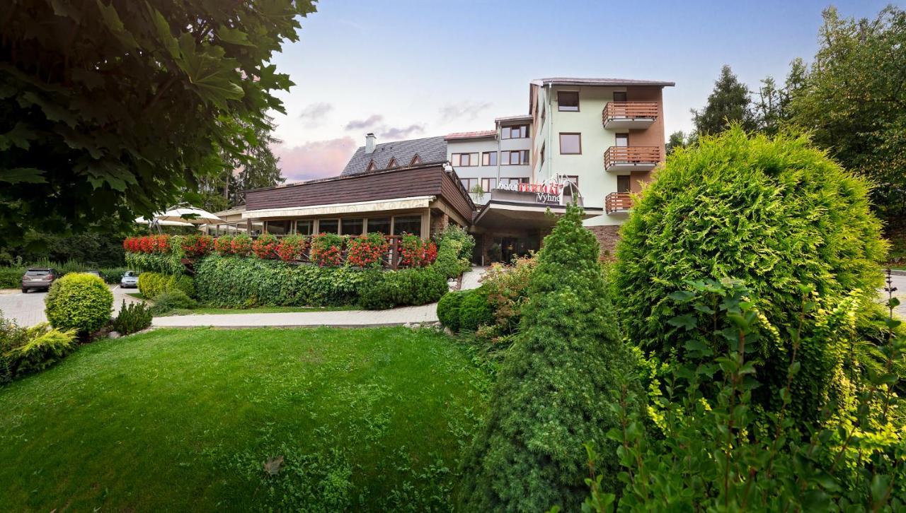 Hotel Termal Vyhne Buitenkant foto